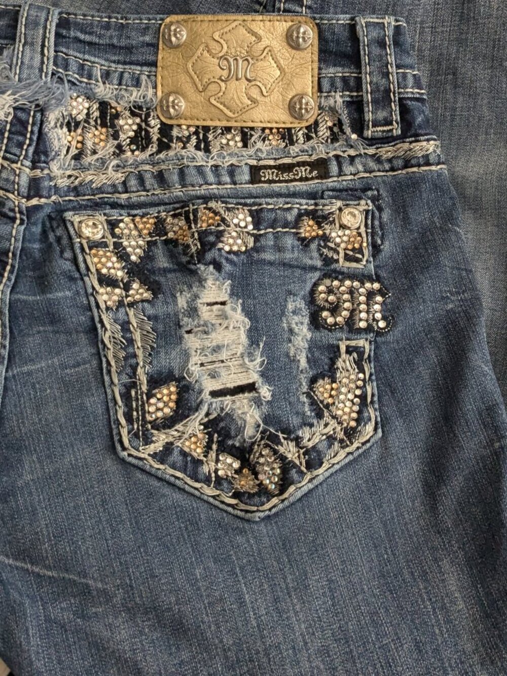 Miss Me Stretch Denim Mid Rise Cropped Cuffed Capri Jeans Size 30 Blue